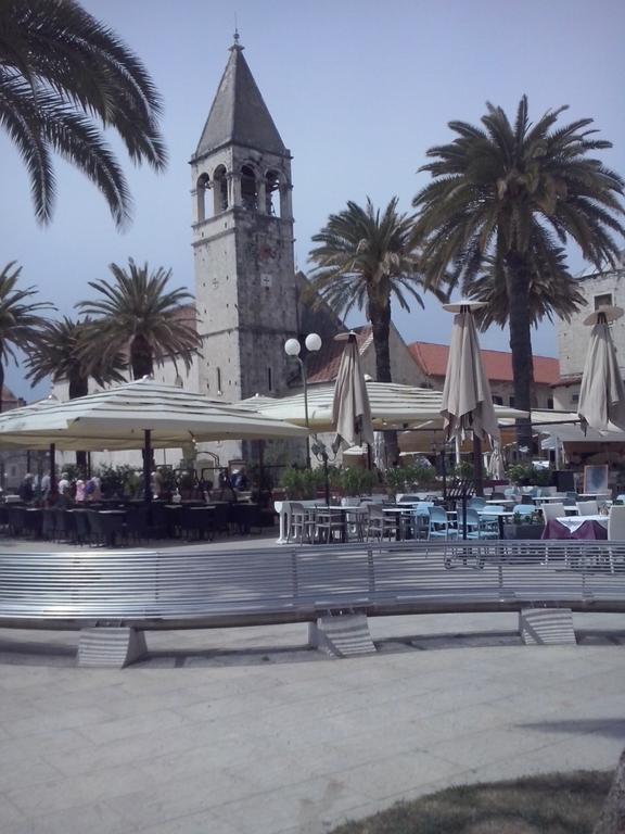 Apartments Blue Lagoon Trogir Eksteriør billede