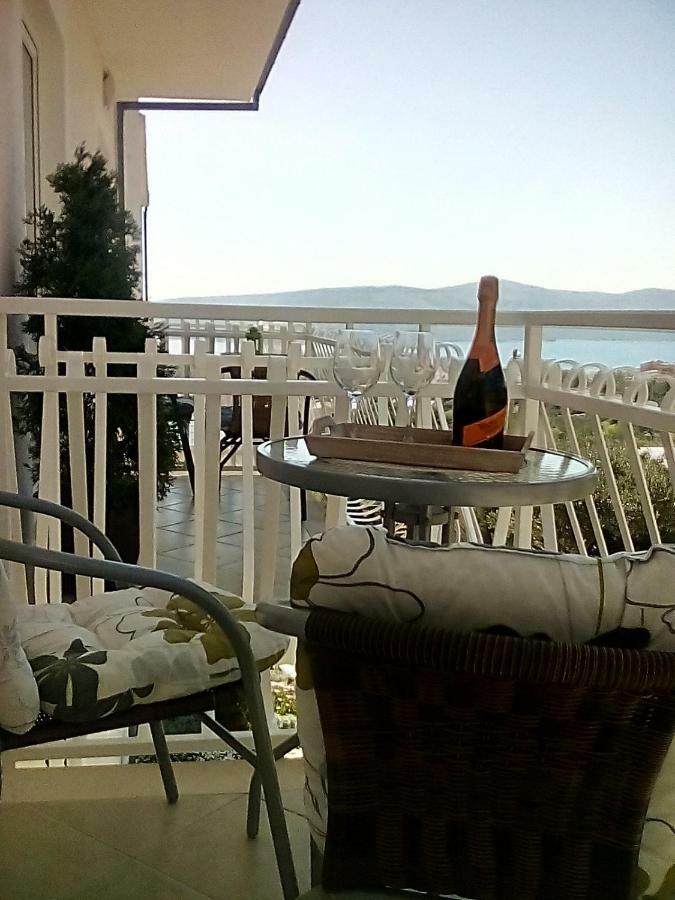 Apartments Blue Lagoon Trogir Eksteriør billede